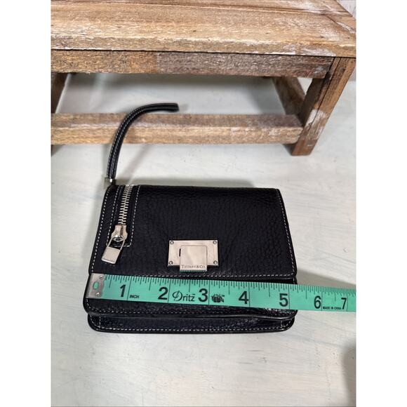 Tiffany & Co Pochette Wristlet Wallet Crossbody With Chain In Black Leather - Picture 15 of 16